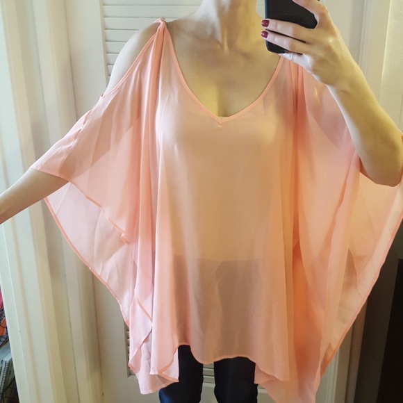 Vertigo Pink Sheer cover-up - Picture 4 of 5